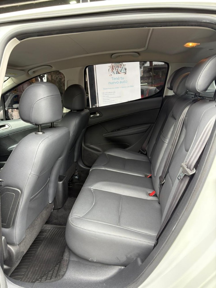 Peugeot 308 Feline — foto 4